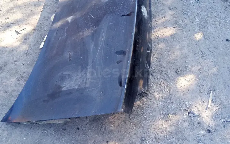 Крышка багажника на BMW за 10 000 тг. в Караганда