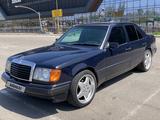 Mercedes-Benz E 320 1993 годаүшін3 000 000 тг. в Алматы