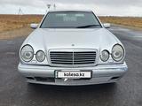 Mercedes-Benz E 200 1998 года за 2 200 000 тг. в Тараз – фото 3