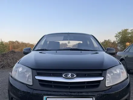 ВАЗ (Lada) Granta 2190 2013 года за 2 000 000 тг. в Караганда – фото 2