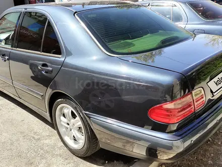 Mercedes-Benz E 280 2000 года за 3 700 000 тг. в Алматы – фото 4