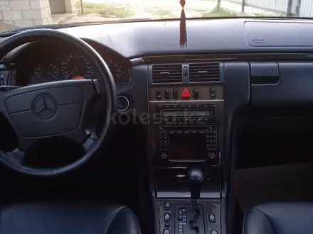 Mercedes-Benz E 240 1997 года за 3 000 000 тг. в Уральск – фото 8