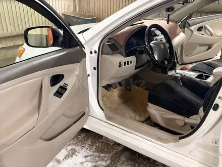 Toyota Camry 2007 года за 4 800 000 тг. в Актобе – фото 6