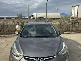 Hyundai Elantra, 2014