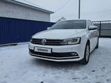 Volkswagen Jetta 2015 года за 6 000 000 тг. в Атырау – фото 4