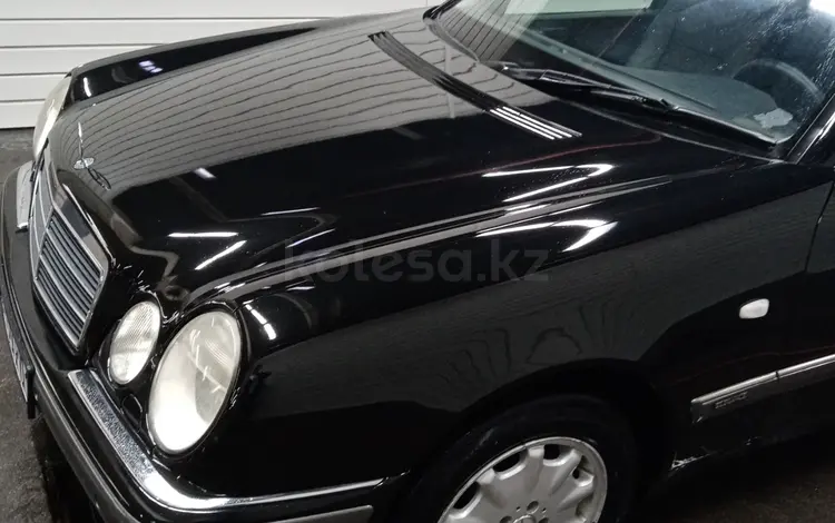 Mercedes-Benz E 280 2000 годаfor4 100 000 тг. в Астана