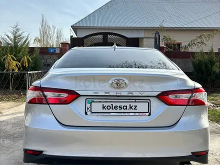 Toyota Camry 2019 года за 12 840 000 тг. в Алматы – фото 2