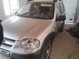 Chevrolet Niva 2013 года за 3 200 000 тг. в Жезказган – фото 2