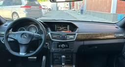 Mercedes-Benz E 200 2010 годаfor3 800 000 тг. в Актау – фото 5