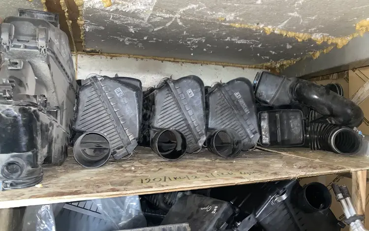 Корпус воздушного фильтра за 10 000 тг. в Алматы
