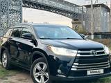 Toyota Highlander 2016 года за 16 000 000 тг. в Алматы – фото 4