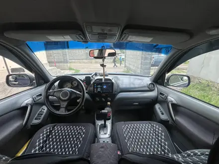 Toyota RAV4 2001 года за 4 300 000 тг. в Алматы – фото 20