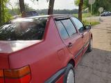 Volkswagen Vento 1993 годаүшін800 000 тг. в Иргели – фото 2