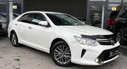 Toyota Camry 2016 года за 13 200 000 тг. в Шымкент