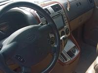 Kia Carnival 2001 годаүшін2 000 000 тг. в Алматы