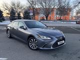 Lexus ES 250 2020 года за 16 500 000 тг. в Алматы – фото 4