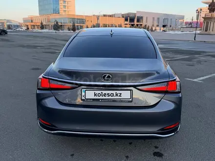 Lexus ES 250 2020 года за 16 500 000 тг. в Алматы – фото 8