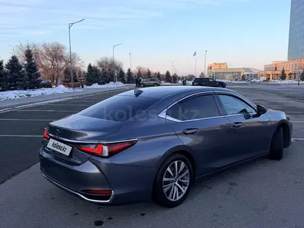 Lexus ES 250 2020 года за 16 500 000 тг. в Алматы – фото 9