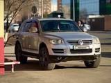 Volkswagen Touareg 2008 годаүшін4 300 000 тг. в Уральск