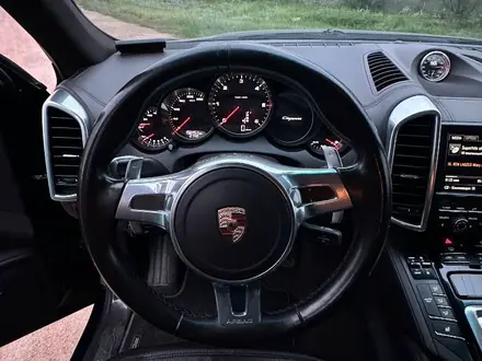 Porsche Cayenne 2014 года за 14 000 000 тг. в Астана – фото 11