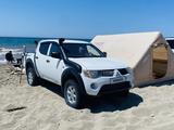 Mitsubishi L200 2006 годаүшін5 300 000 тг. в Актау – фото 2
