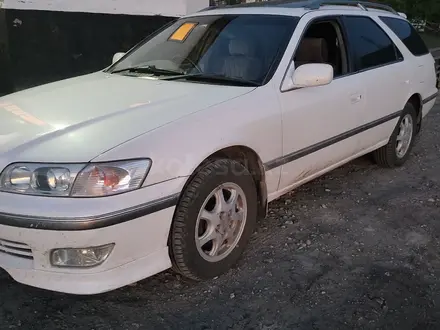 Toyota Mark II Qualis 1998 года за 4 500 000 тг. в Усть-Каменогорск