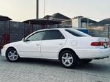 Toyota Camry 2000 года за 5 500 000 тг. в Алматы – фото 2