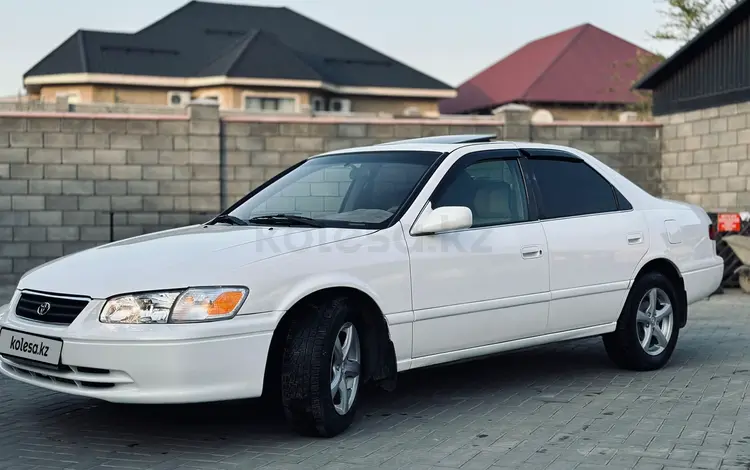 Toyota Camry 2000 года за 5 500 000 тг. в Алматы