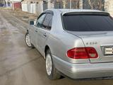 Mercedes-Benz E 230 1997 года за 1 950 000 тг. в Алматы – фото 4