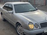 Mercedes-Benz E 230 1997 года за 1 950 000 тг. в Алматы – фото 5