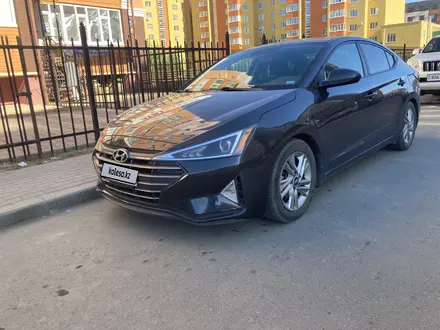 Hyundai Elantra 2020 года за 4 100 000 тг. в Актобе – фото 2