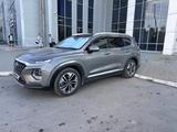 Hyundai Santa Fe 2020 года за 13 500 000 тг. в Астана – фото 2