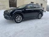 Toyota RAV4 2017 года за 13 800 000 тг. в Петропавловск – фото 5