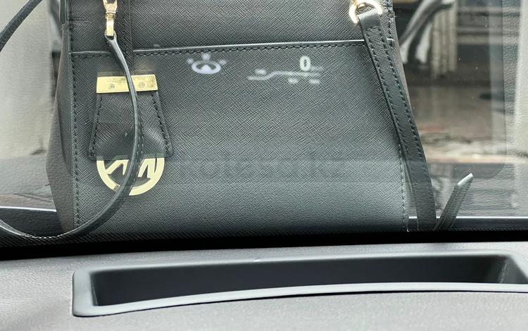 Toyota RAV4 — миниатюра 2