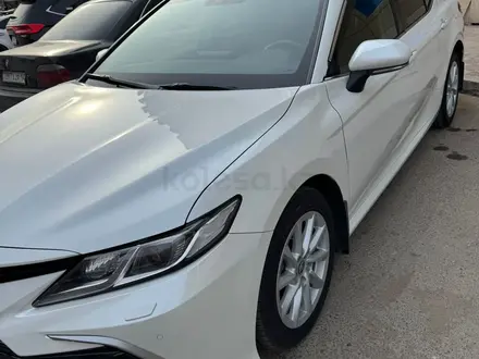 Toyota Camry 2021 года за 13 300 000 тг. в Павлодар – фото 4