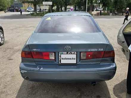 Toyota Camry 2001 года за 3 500 000 тг. в Алматы – фото 5