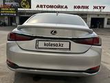 Lexus ES 300h 2019 года за 20 000 000 тг. в Алматы – фото 5