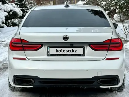 BMW 740 2018 года за 26 000 000 тг. в Алматы – фото 8