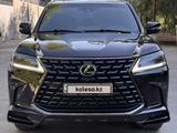 Lexus LX 570 2021 года за 52 000 000 тг. в Алматы – фото 2
