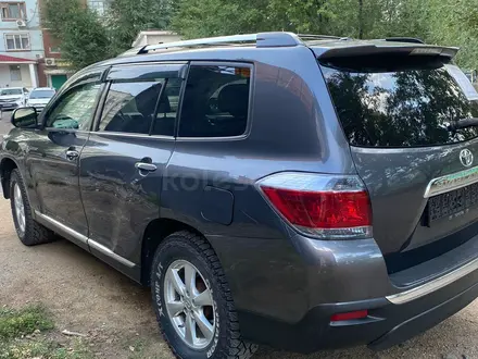 Toyota Highlander 2013 года за 10 000 000 тг. в Экибастуз – фото 2