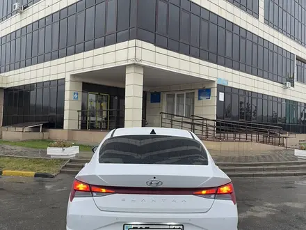 Hyundai Elantra 2023 года за 9 150 000 тг. в Усть-Каменогорск – фото 7