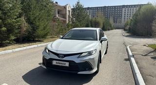Toyota Camry 2021 года за 19 000 000 тг. в Астана