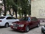 Mercedes-Benz E 220 1993 года за 1 699 999 тг. в Тараз – фото 5