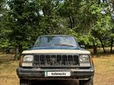 Jeep Cherokee 1997 годаfor1 700 000 тг. в Есик