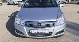 Opel Astra 2014 года за 3 300 000 тг. в Актобе – фото 3
