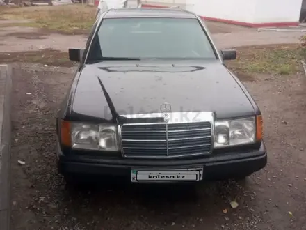Mercedes-Benz E 230 1990 года за 550 000 тг. в Алматы – фото 4