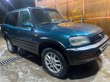 Toyota RAV4 1996 годаүшін2 900 000 тг. в Есик – фото 2