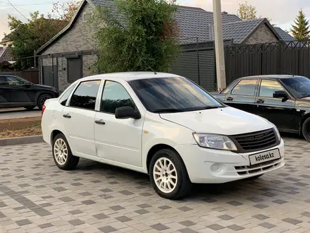 ВАЗ (Lada) Granta 2190 2013 года за 1 950 000 тг. в Уральск – фото 6