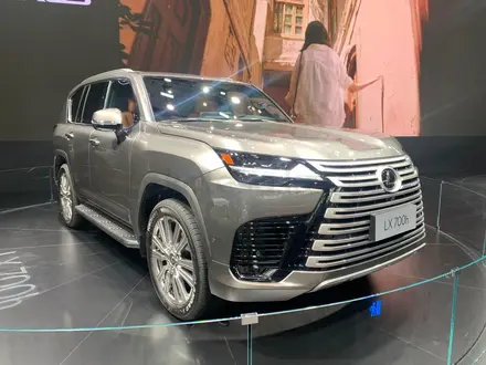 Lexus LX 700h 2024 года за 89 000 000 тг. в Алматы