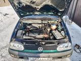 Volkswagen Golf 1995 года за 600 000 тг. в Сарань – фото 2